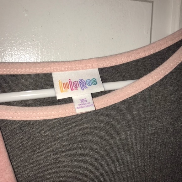 Lularoe xs top and OS leggings - Picture 2 of 2